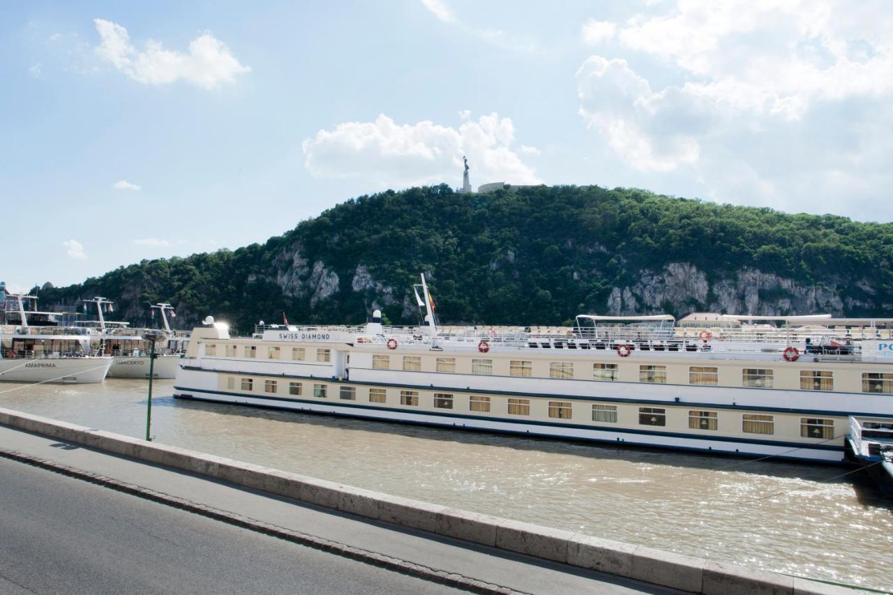 Hungarian Souvenir Lägenhet Budapest Rum bild
